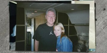 “Ai gëzohej kur shihte frikën në sytë tanë”: viktimat e abuzimit nga Epstein ndajnë trajtat e tmerrit të përjetuar për BBC.