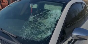 Aksident në rrugën Lezhë-Shkodër, drejtuesi i motoçikletës në gjendje të plagosur