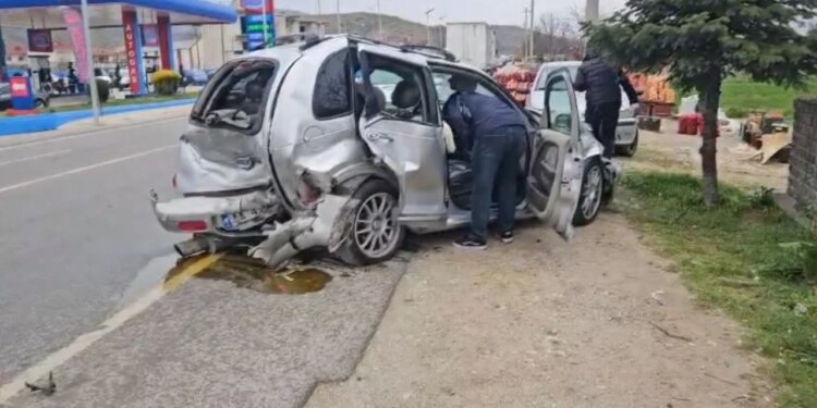 Aksidenti i rëndë ndodh mesditën e sotme në rrugën Korçë-Maliq, ku 45-vjeçari, një polic i burgjeve, humb jetën në spital.