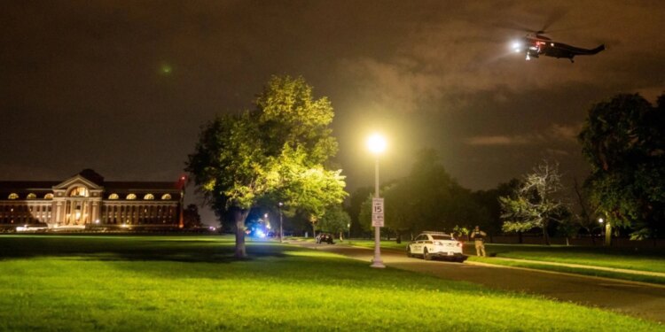 Alarmohet Shtetet e Bashkuara, Washington Post: Dronë të paidentifikuar udhëhoqën fluturime mbi një bazë ushtarake ku qëndrojnë Rubio dhe Hegseth.