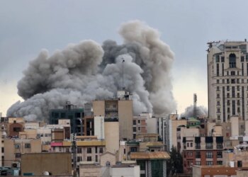 Analiza e CNN: Tri mundësi për përfundimin e krizës në Lindjen e Mesme, nga më optimistja në më pesimistën.