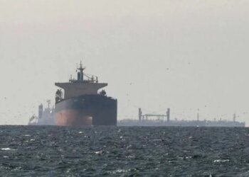 Anijet japoneze mund të kalojnë në Ngushticën e Hormuzit, konfirmon Irani: e hapur për vendet që nuk janë armiq.