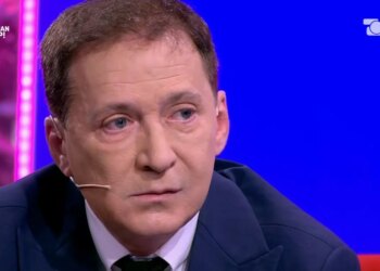 Arjan Konomi shpërthen në lot: Sëmundja kërcënoi jetën e vëllait, kam përjetuar shumë në spital.