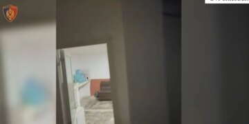 Arrestohet 30-vjeçari në Fushë Arrëz për shndërrimin e lokali në 'qendër' lojrash fati, kërkohen edhe dy persona të tjerë.