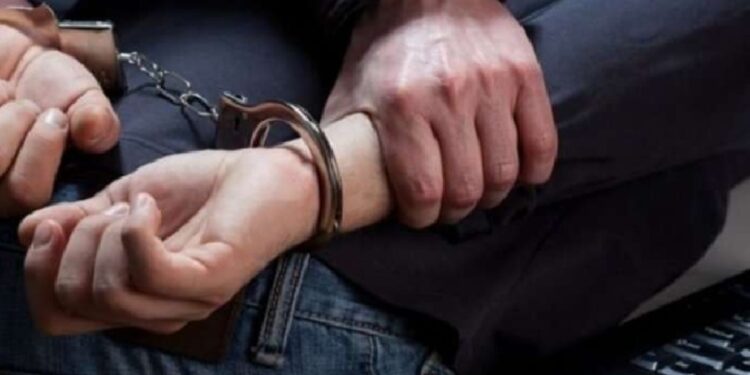 Arrestohet 34-vjeçari në pikën kufitare të Morinës për përpjekje për të siguruar kushte dhe mjete materiale për kryerjen e një vrasjeje.