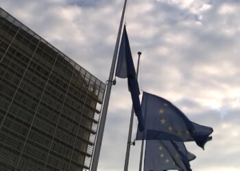 BE nis hetimet për Snapchat/ Shkaku: dyshime për rreziqe ndaj fëmijëve, platforma në vëmendjen e autoriteteve të rregullimit.