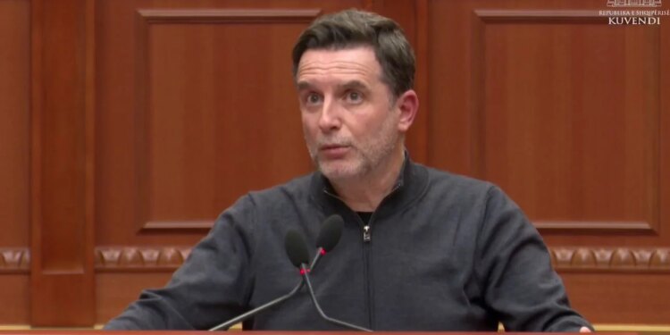 Braçe ministres së Ekonomisë: Gjeni një zgjidhje për pensionistët që nuk përfituan nga skema e kompensimit