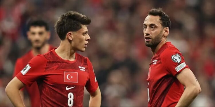 Calhanoglu zëvendësohet në ndeshjen me Rumaninë, Interi është në qetësi pasi nuk ka probleme me lojtarin.
