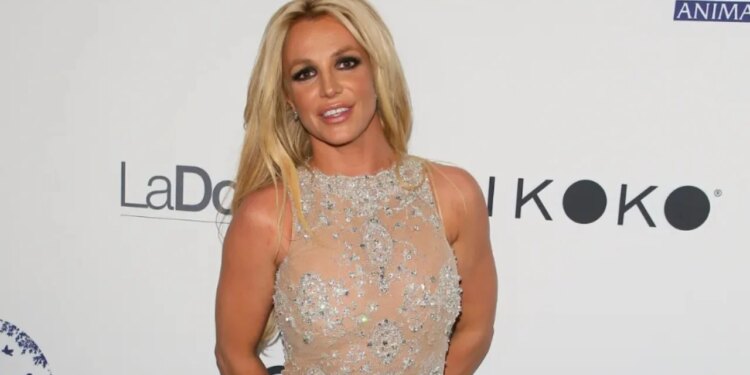 Çfarë po ndodh me Britney Spears? Familjarët e saj shprehin shqetësim për gjendjen e këngëtares: Ajo po përballet me një situatë kritike.