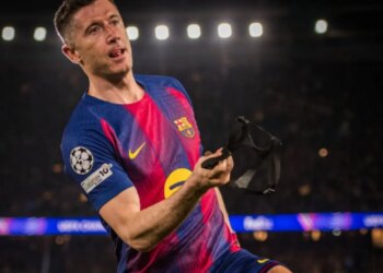 Champions League: Lewandowski kalon legjendën Lionel Messi me 41 gola të shënuar për skuadrat e tij.