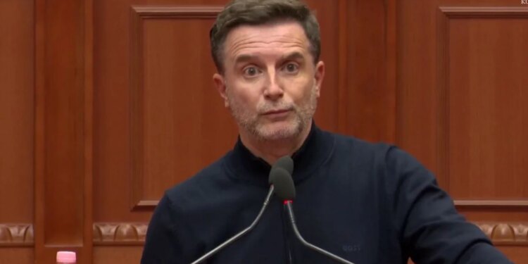 “Çmimet e naftës në vend janë më të lartat në rajon”/ Braçe në Kuvend: Shoqata e Hidrokarbureve përbën një kartel që rrezikon sigurinë e vendit