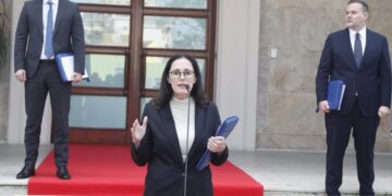 Çmimi i litrit të naftës arriti në 198 lekë, ministrja Ibrahimaj: Po e vëzhgojmë situatën, bordi do të mblidhet vetëm nëse vazhdon rritja e çmimeve.