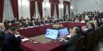 “E falënderoj Belindën; tashmë ajo do të ketë vetëm avokatët në krah,” thotë Rama: Gjyqësori u përfshi në çështje të ekzekutivit dhe legjislativit.