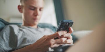 Edukimi digjital dhe rregullat e reja, Austria planifikon të ndalojë përdorimin e mediave sociale për të rinjtë nën moshën 14 vjeçare.