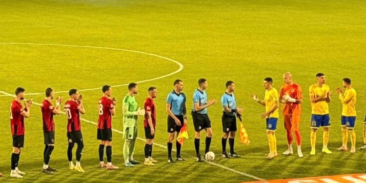 Elbasani feston Ditën e Verës me një fitore ndaj Flamurtarit në transfertë dhe ngjitet në krye të renditjes së bashku me Vllazninë.