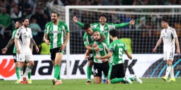 Europa League, përcaktohen ekipet që kalojnë në çerekfinale, mes pritshmërive dhe befasi, ja cila është skema e përballjeve të ardhshme.