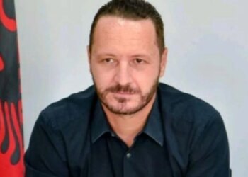 Evis Berberi vazhdon të qëndrojë në burg, pasi Gjykata Kushtetuese refuzon kërkesën për telefonin celular.