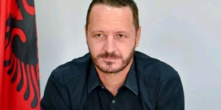 Evis Berberi vazhdon të qëndrojë në burg, pasi Gjykata Kushtetuese refuzon kërkesën për telefonin celular.