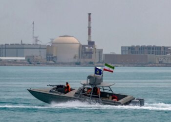 Evropa "merret" me mbrojtjen e cisternave me naftë, Anglia, Gjermania dhe Italia planifikojnë dërgimin e anijeve për sigurimin e Ngushticës së Hormuzit.