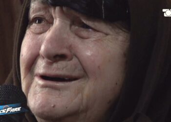 Fiks Fare/ Një e moshuar 80-vjeçare nga Fshat i Ri, e paralizuar dhe e vetme për dy vjet, përjeton dramën e pritjes për një vend në azil.