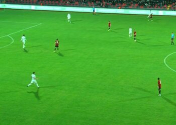 Flamurtari surprizon, fiton ndaj Vllaznisë dhe largohet nga vendi i fundit, gara për titullin ripërforcohet.