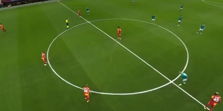 Galatasaray përballet me Liverpoolin në një ndeshje spektakolare, ku topi i parë do të shkelmohet në Stamboll.