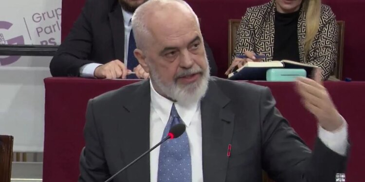 “Gazi i Zegjinesë”: Rama ironizon Bardhin: Burr i vetëm në historinë që është mbrojtur nga Helsinki pas sulmit nga një grua.