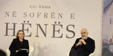 “Gjatë Panairit, Kryeministri Rama shpjegon arsyen pse nuk publikoi librin e tij: Autorë të tjerë e kanë prioritet momentin”