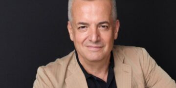 Gjermania e Kupës Botërore 1954, rikthehet në lavdinë e saj. Franca e vitit 1998, risolli identitetin republikan përmes diversitetit etnik. E për Kosoven?