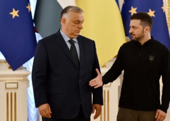 Hungaria vendos veto për ndihmat ndaj Ukrainës, Orban pengon procesin; BE apelon për uljen e tensioneve.