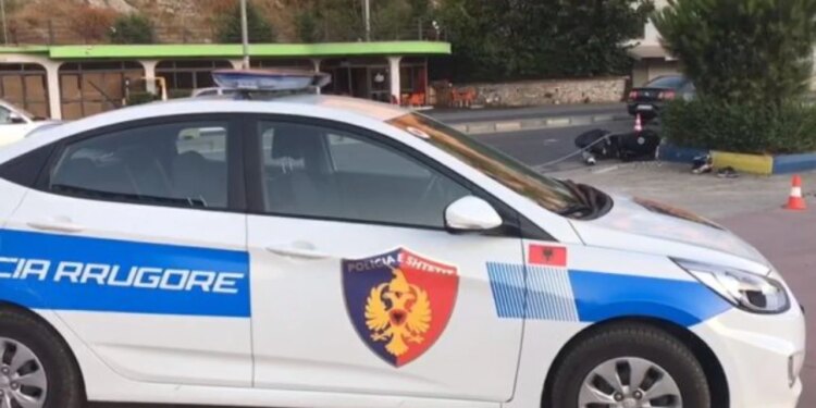 I arrestohet 32-vjeçari, i shpallur në kërkim ndërkombëtar, pasi ishte i dënuar me burg në Itali për plagosje, kundërshtim të punonjësit të Policisë dhe vjedhje.