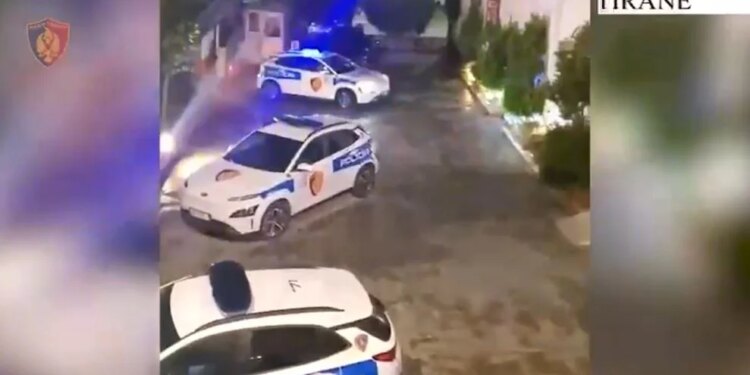 I shpallur në kërkim në kuadër të operacionit “Reagimi i Shpejtë”, arrestohet 23-vjeçari në Tiranë.