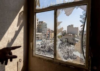 Inteligjenca iraniane shpreh dëshirën për bisedime për të përfunduar luftën, por zyrtarët amerikanë theksojnë se nuk ka negociata në zhvillim.