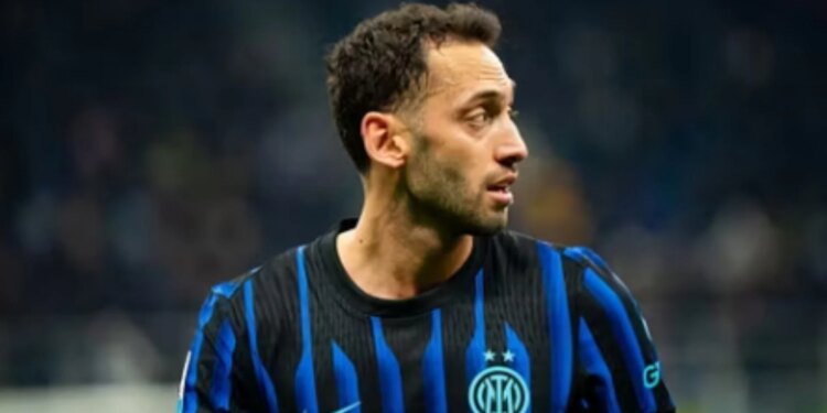Inter, Hakan Calhanoglu tregon: Dëshiroja Milanin, por Inzaghi më kënaqti. Juventus dhe Barcelona gjithashtu shprehën interes.