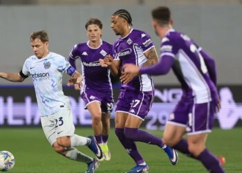 Interi pëson një tjetër hap fals në kampionat, ndërsa Milani vazhdon të qëndrojë 6 pikë prapa.