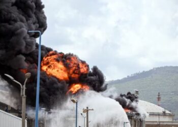 Irani godet Dubai me raketat, autoritetet këshillojnë banorët të qëndrojnë në zona të sigurta