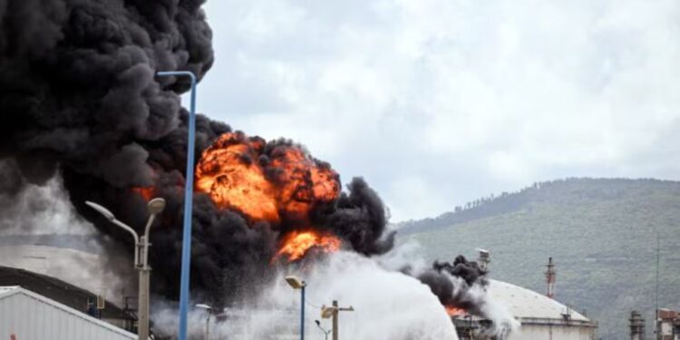 Irani godet Dubai me raketat, autoritetet këshillojnë banorët të qëndrojnë në zona të sigurta