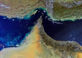 Irani lejon kalimin e anijeve të naftës ‘jo-armiqësore’ në Ngushticën e Hormuzit, duke imponuar kushtin e pagesës.