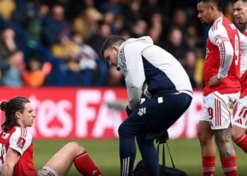 Italia siguron kualifikimin për playoff-in e Botërorit, por Gattuso përballet me problemet e Calafiorit, i cili pëson lëndim në përballjen me Arsenalin.