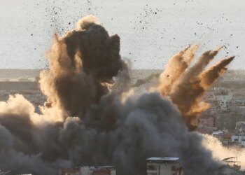 Izraeli kërcënon Libanin: Do të përballeni me pasoja të rënda nëse sulmet nga Hezbollah vazhdojnë.