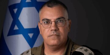 Izraeli kërkon evakuimin e banorëve nga disa lagje në Beirut pas njoftimeve për rrezik sulmesh: Jeta juaj është në rrezik.