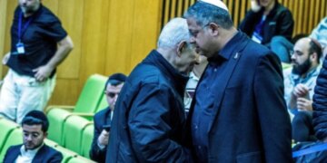Izraeli miraton një ligj që parashikon dënimin me vdekje për vrasësit palestinezë, ndërsa Hamasi reagon: Kjo tregon politikën tuaj të dhunshme.