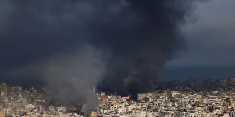 Izraeli njofton për zgjerimin e operacioneve, IDF: Forcat tokësore do të ndërmarrin pushtime në zona të tjera strategjike në Liban.