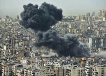 Izraeli sulmon shumë objekte në Bejrut, përfshirë selinë e Këshillit Ekzekutiv të Hezbollahut.