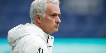 Jose Mourinho dhe rasti Prestianni: Nëse është përgjegjës, këtë e përfundon me mua...