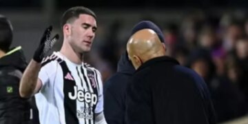 Juventus ndërmerr hapa, përgatitet për rinovimet me Vlahovic e Spallettin dhe fillon kërkimet për përforcime.