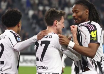 Juventusi shfaq një paraqitje të jashtëzakonshme, duke triumfuar me katër gola ndaj Pisas.