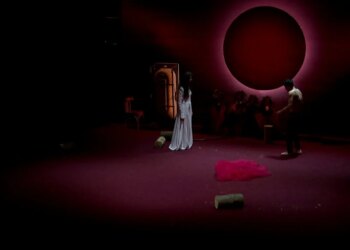 “Kaini dhe Abeli, pasardhësit e Adamit” paraqiten në skenë / Një ngjarje biblike e lidhur me aktualitetin, e trajtuar në shfaqjen e regjisorit Rafael Hoxhaj.