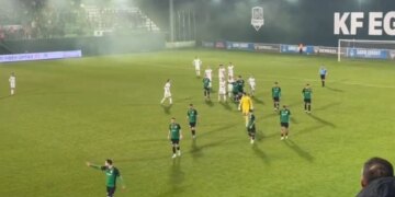 Kaos në përballjen Egnatia-Vllaznia, rrogozhinasit tërhiqen nga ndeshja, Xhemajli dhe trajneri Tetova ndëshkohen me karton të kuq.