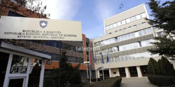 Këto janë momentet e fundit të skadimit të afatit për zgjedhjen e Presidentit në Kosovë. Kurti convokon deputetët dhe shpreh qëndrimin e tij lidhur me Vjosa Osmanin dhe Andin Hotin.